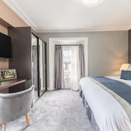 The Old Stamp House Apartment- Three En-Suite Bedrooms Central Village Location Ambleside Exterior photo