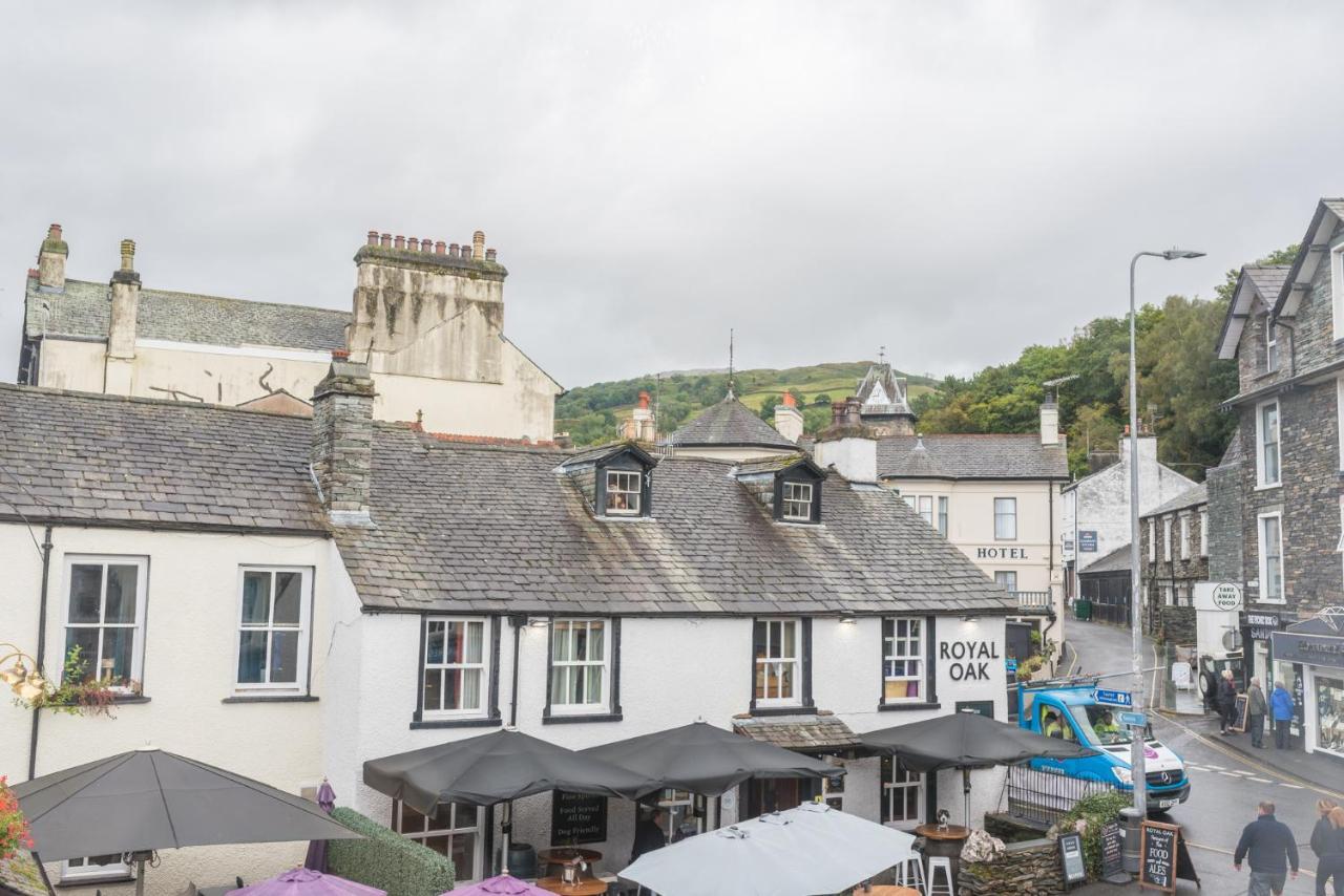 The Old Stamp House Apartment- Three En-suite Bedrooms Village Location * Ambleside